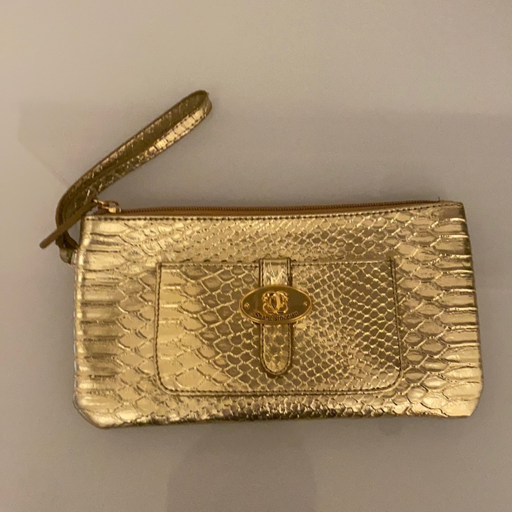 Sharif wristlet